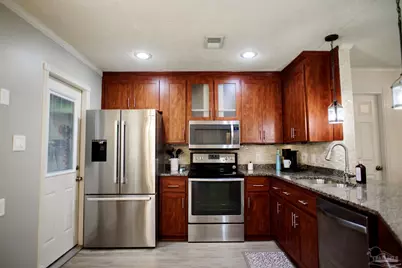 3876 Mariners Dr, Gulf Breeze, FL 32563 - Photo 15