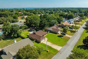 3876 Mariners Dr, Gulf Breeze, FL 32563 - Photo 53