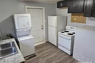 3011 N Tarragona St, Pensacola, FL 32503 - Photo 9