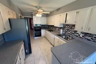 5857 Vestavia Ln, Pensacola, FL 32526 - Photo 5