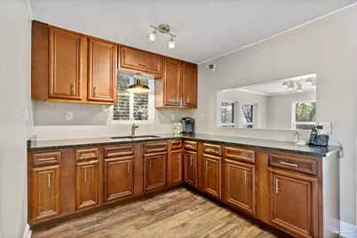 7103 Mobile Hwy, Bellview, FL 32526 - Photo 13