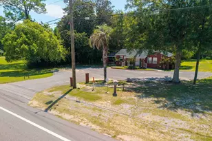 7103 Mobile Hwy, Bellview, FL 32526 - Photo 39