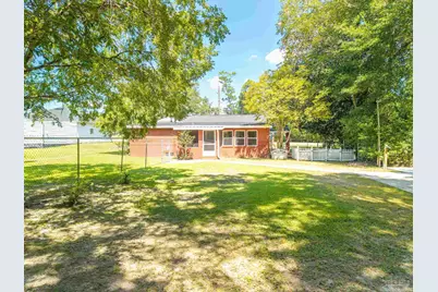 7103 Mobile Hwy, Bellview, FL 32526 - Photo 43