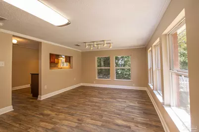 7103 Mobile Hwy, Bellview, FL 32526 - Photo 21