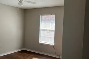 1760 W Strong St, Pensacola, FL 32501 - Photo 11