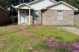 1760 W Strong St, Pensacola, FL 32501 - Photo 11