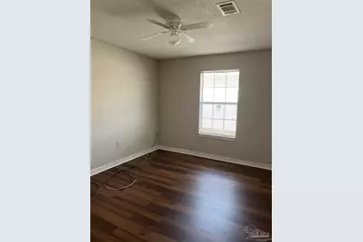 1760 W Strong St, Pensacola, FL 32501 - Photo 5