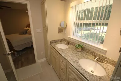 5720 Redwood Dr, Milton, FL 32570 - Photo 53