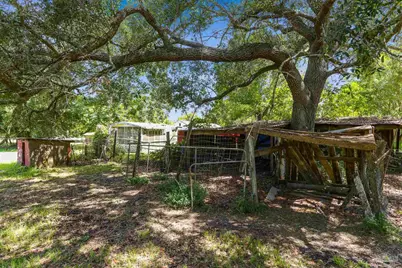 939 Avalon Blvd, Milton, FL 32583 - Photo 23