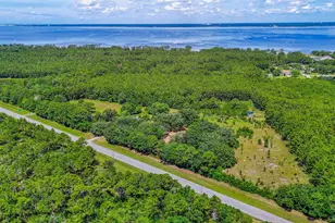 939 Avalon Blvd, Milton, FL 32583 - Photo 1