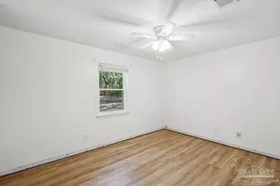 5476 Oakshire Rd, Milton, FL 32570 - Photo 17