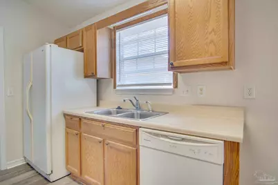 2029 Shadow Lake Dr, Gulf Breeze, FL 32563 - Photo 15