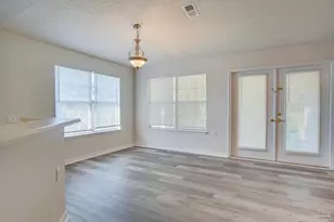 2029 Shadow Lake Dr, Gulf Breeze, FL 32563 - Photo 9