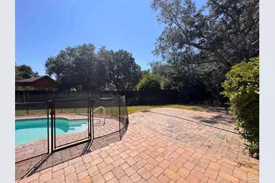 1012 Great Oaks Dr, Gulf Breeze, FL 32563 - Photo 23