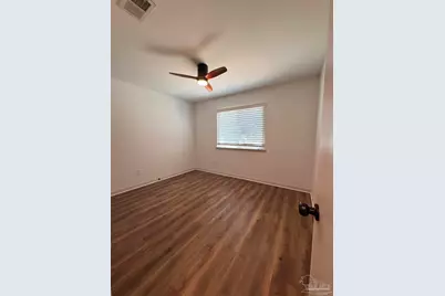 1012 Great Oaks Dr, Gulf Breeze, FL 32563 - Photo 9