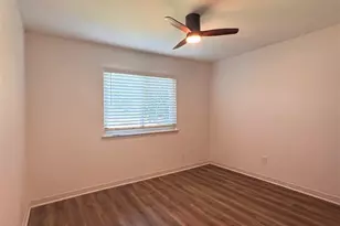 1012 Great Oaks Dr, Gulf Breeze, FL 32563 - Photo 11