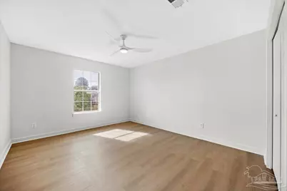 2215 Blue Lake Dr, Pensacola, FL 32506 - Photo 21