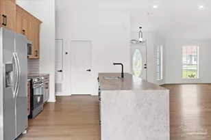 2215 Blue Lake Dr, Pensacola, FL 32506 - Photo 13