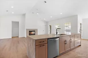 2215 Blue Lake Dr, Pensacola, FL 32506 - Photo 11