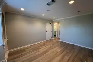 2007 Gadsden St, Pensacola, FL 32501 - Photo 7