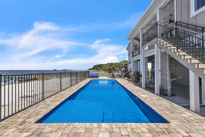 325 Deer Point Dr, Gulf Breeze, FL 32561 - Photo 3