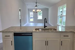 8077 Westpointe Ln, Pensacola, FL 32506 - Photo 7