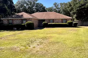 7416 St James Pl, Pensacola, FL 32506 - Photo 3