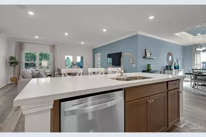 7604 Piper Cir, Milton, FL 32583 - Photo 17