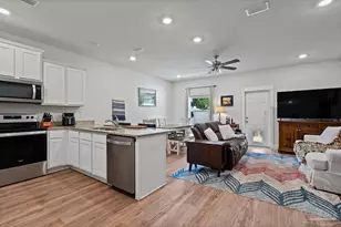 1587 Iroquois Ct, Pensacola, FL 32534 - Photo 5