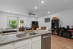 1587 Iroquois Ct, Pensacola, FL 32534 - Photo 9