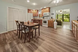 493 Herron Villa Ln, Pensacola, FL 32506 - Photo 9