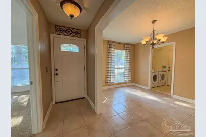 6902 Hanover Ct, Milton, FL 32570 - Photo 3