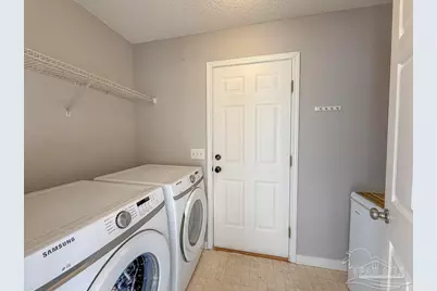 6902 Hanover Ct, Milton, FL 32570 - Photo 7