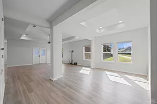 705 Hesed Ct, Cantonment, FL 32533 - Photo 7