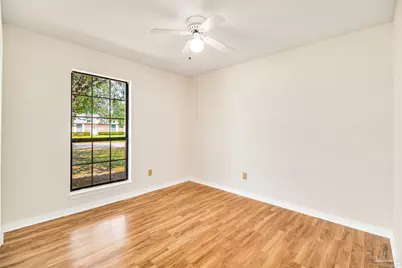 9013 Bluebay Ln, Pensacola, FL 32506 - Photo 17