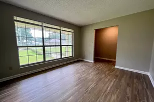 1979 Tillman Ln, Pensacola, FL 32526 - Photo 13