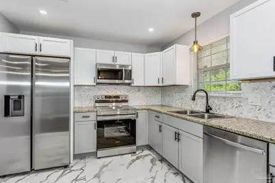 7116 Dale St, Pensacola, FL 32503 - Photo 9