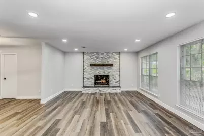 7116 Dale St, Pensacola, FL 32503 - Photo 5