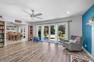 8905 Binnacle Ct, Navarre, FL 32566 - Photo 5