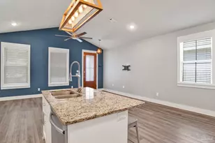 1008 N D St, Pensacola, FL 32501 - Photo 13