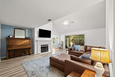 2345 Prytania Cir, Navarre, FL 32566 - Photo 11