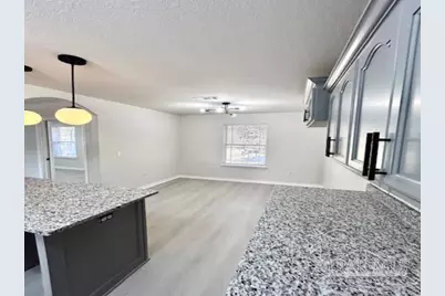 888 Maple Woods Cir, Pensacola, FL 32534 - Photo 13