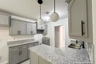 888 Maple Woods Cir, Pensacola, FL 32534 - Photo 13