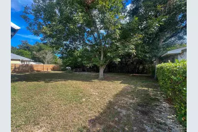 1315 Dexter Ave, Pensacola, FL 32507 - Photo 3