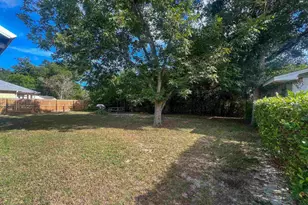 1315 Dexter Ave, Pensacola, FL 32507 - Photo 3