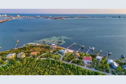 1323 Soundview Trl, Gulf Breeze, FL 32561 - Photo 47