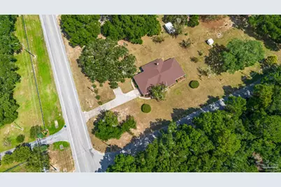 1880 Amanda Ln, Cantonment, FL 32533 - Photo 9