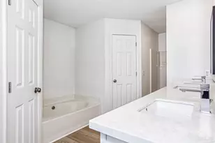 1935 Winners Cir, Cantonment, FL 32533 - Photo 23