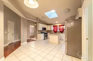 2726 Blackwood Dr, Cantonment, FL 32533 - Photo 7