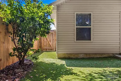 1458 Towhee Canyon Dr, Cantonment, FL 32533 - Photo 39